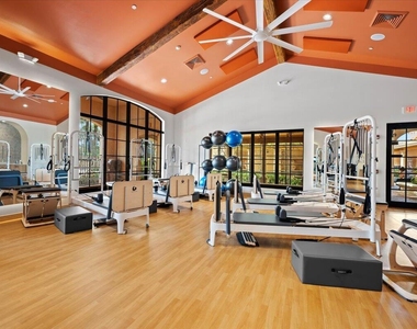 159 Tresana Boulevard - Photo Thumbnail 55