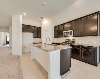 828 Sky Top Drive - Photo Thumbnail 7