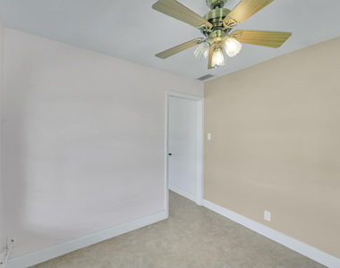7255 Nw 8th Court - Photo Thumbnail 21