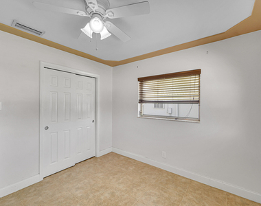 7255 Nw 8th Court - Photo Thumbnail 11