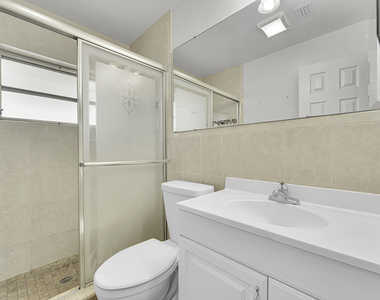 7255 Nw 8th Court - Photo Thumbnail 13