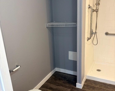 1011 Lavon Court - Photo Thumbnail 4