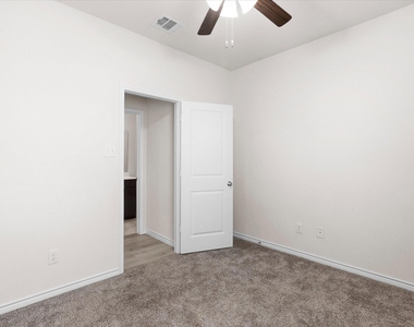 2540 Pettus Drive - Photo Thumbnail 25