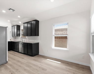 2540 Pettus Drive - Photo Thumbnail 2