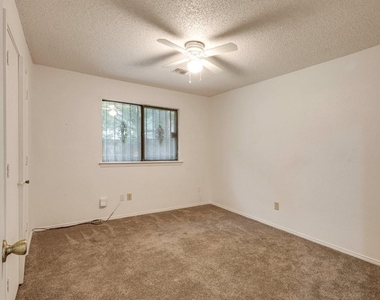 902 Wayne Avenue - Photo Thumbnail 20