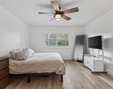 13335 Touchstone Place - Photo Thumbnail 7