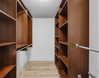 13335 Touchstone Place - Photo Thumbnail 9