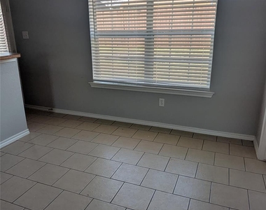 623 Antonio Lane - Photo Thumbnail 4