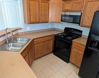 623 Antonio Lane - Photo Thumbnail 1