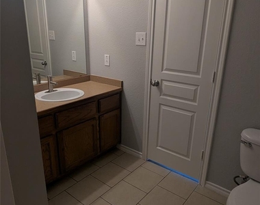 623 Antonio Lane - Photo Thumbnail 12