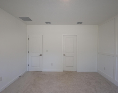 2923 Triangle Road Se - Photo Thumbnail 8