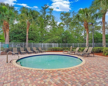 6328 Stonehurst Circle - Photo Thumbnail 38