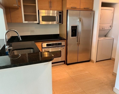 31 Se 5th Street - Photo Thumbnail 3