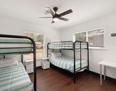 13640 Purple Sage Road - Photo Thumbnail 23