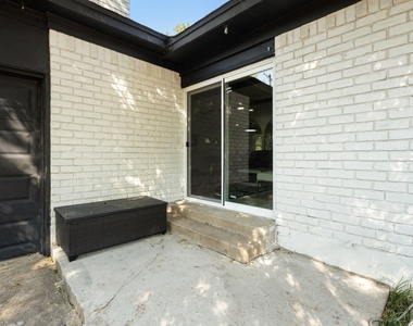 13640 Purple Sage Road - Photo Thumbnail 25