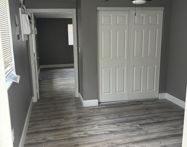 6760 Park Street - Photo Thumbnail 3