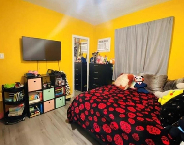 4201 Sw 25th Street - Photo Thumbnail 5