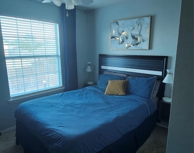 10504 Preston Vineyard Drive - Photo Thumbnail 2