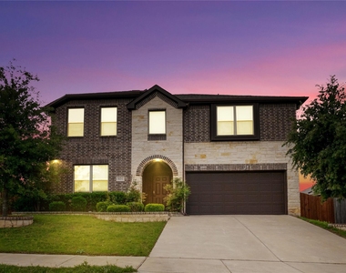 801 Oriel Circle - Photo Thumbnail 1