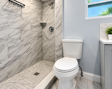 115 Walker Avenue - Photo Thumbnail 5