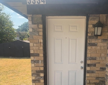 5334 Flamingo Road - Photo Thumbnail 10