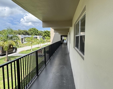 8000 Fairview Drive - Photo Thumbnail 25