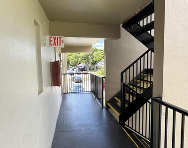8000 Fairview Drive - Photo Thumbnail 24