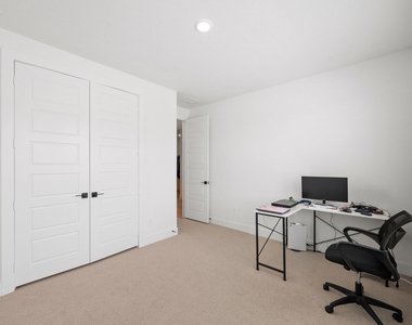 2848 Acadia Drive - Photo Thumbnail 18