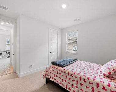 2848 Acadia Drive - Photo Thumbnail 16