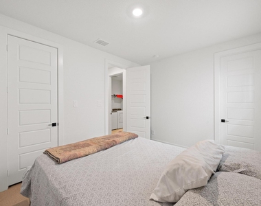 2848 Acadia Drive - Photo Thumbnail 21