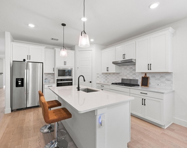 2848 Acadia Drive - Photo Thumbnail 7
