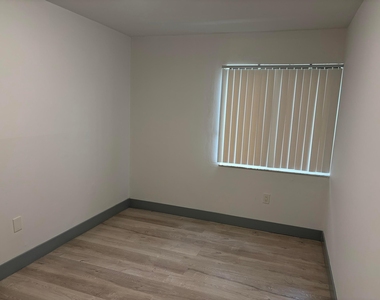 10292 Nw 9th Street Circle - Photo Thumbnail 27