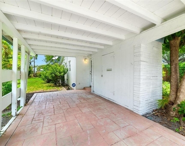 1273 Ne 37th Street - Photo Thumbnail 24