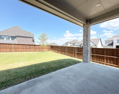 937 Salvation Drive - Photo Thumbnail 25