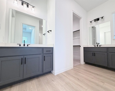 937 Salvation Drive - Photo Thumbnail 15