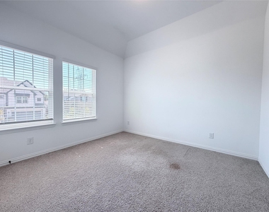 937 Salvation Drive - Photo Thumbnail 21