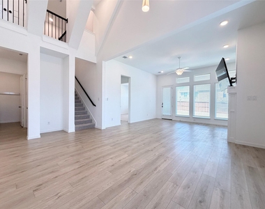 937 Salvation Drive - Photo Thumbnail 7
