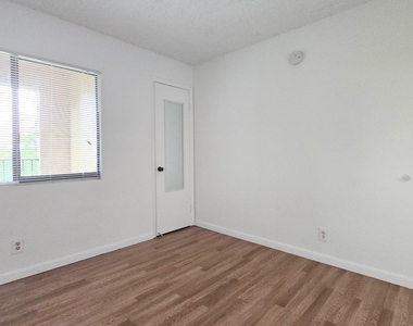 10001 W Atlantic Boulevard - Photo Thumbnail 10