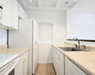 10001 W Atlantic Boulevard - Photo Thumbnail 3