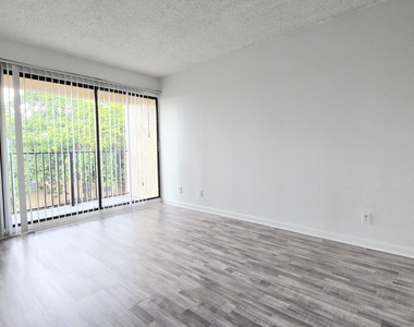 10001 W Atlantic Boulevard - Photo Thumbnail 16