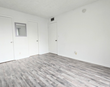 10001 W Atlantic Boulevard - Photo Thumbnail 18