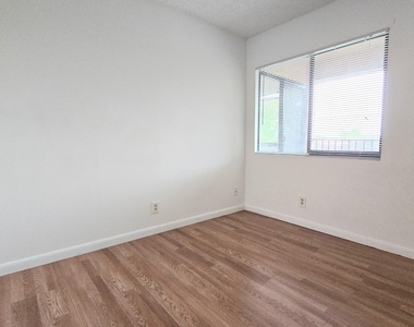 10001 W Atlantic Boulevard - Photo Thumbnail 8