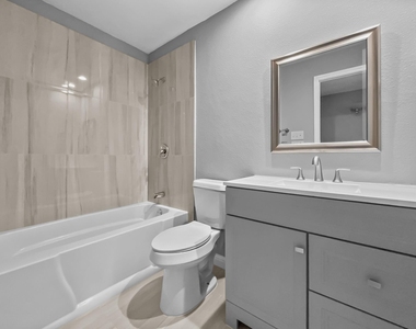 6210 Glenmoor Drive - Photo Thumbnail 8