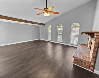 6210 Glenmoor Drive - Photo Thumbnail 19