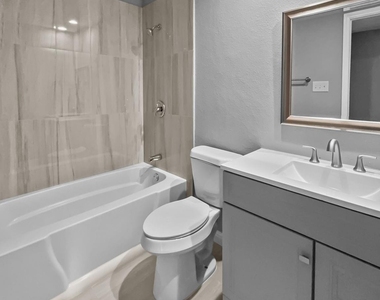 6210 Glenmoor Drive - Photo Thumbnail 9