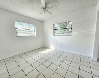 215 Sw 1st Court - Photo Thumbnail 6