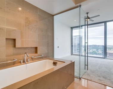 2900 Mckinnon Street - Photo Thumbnail 15