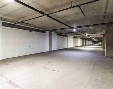 2900 Mckinnon Street - Photo Thumbnail 32
