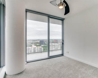 2900 Mckinnon Street - Photo Thumbnail 17