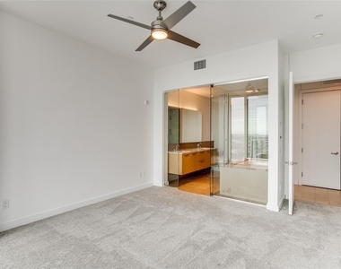 2900 Mckinnon Street - Photo Thumbnail 12